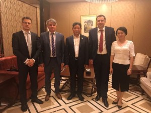 Олег Кирилюк, Ярослав Климович та Віктор Назаркевич зустрілися з головою Промислової палати в Китаї Лу Цзяньчжун (Lu Jianzhong)