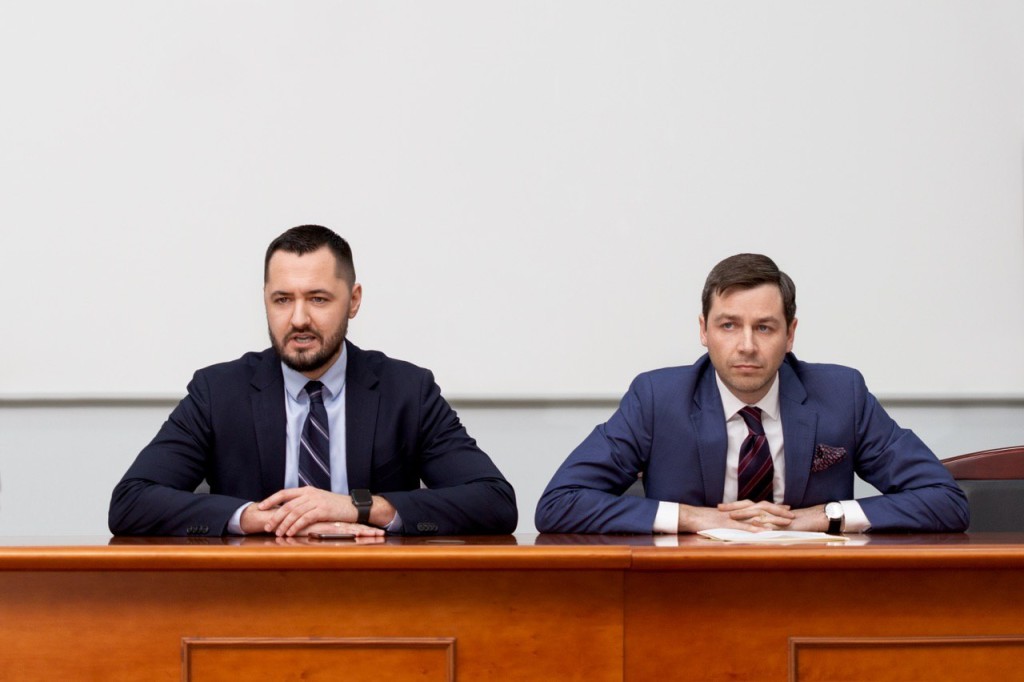 main5